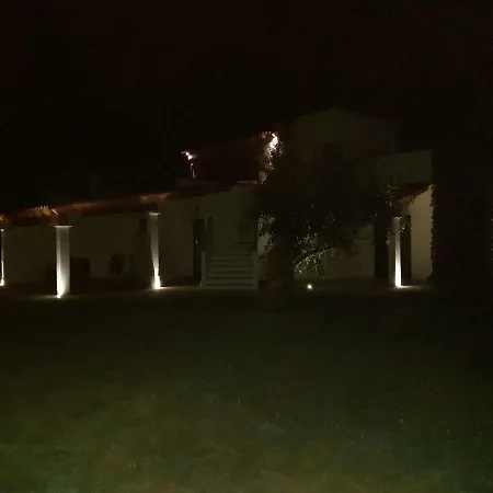 Vendégház Su Suberju 3*