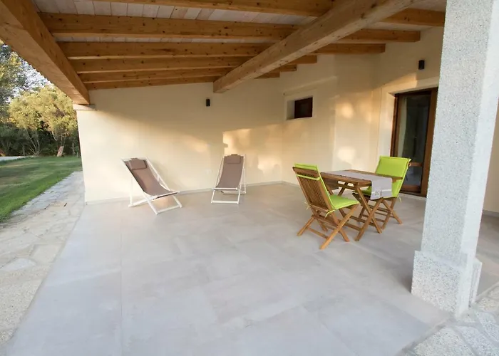 Πανσιόν Su Suberju San Teodoro (Sardinia)